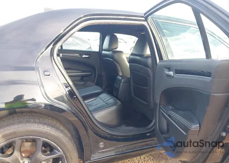 2021 Chrysler 300 300S z USA, uszkodzony, nr VIN 2C3CCABGXMH506946